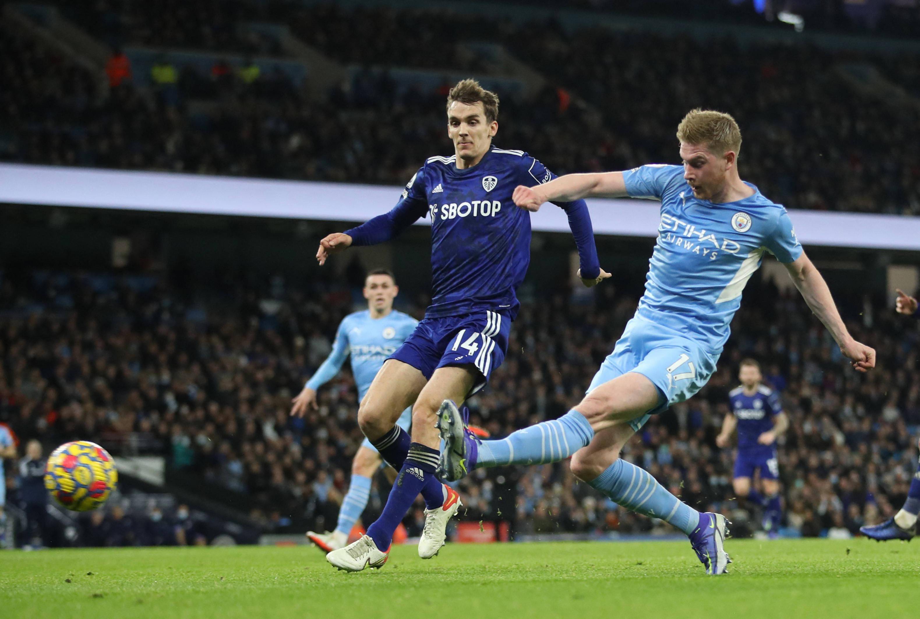 一名年轻球 一名年轻球